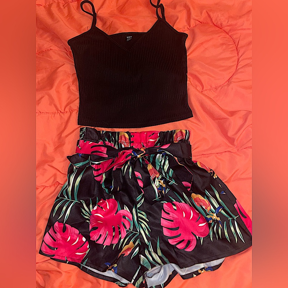 Shein VCAY Rib-knit Cami Top & Belted Tropical Short set size: small brand new
